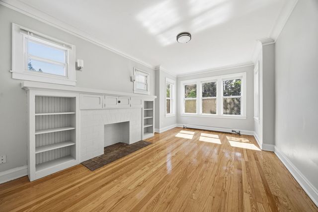 12353 Maple Avenue 2, Blue Island, IL 60406