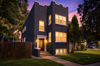 12353 Maple Avenue 2, Blue Island, IL 60406