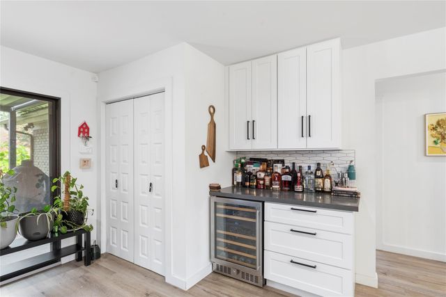 1754 Conrad Sauer Drive, Houston, TX 77043