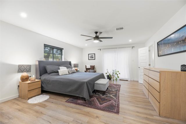 1754 Conrad Sauer Drive, Houston, TX 77043