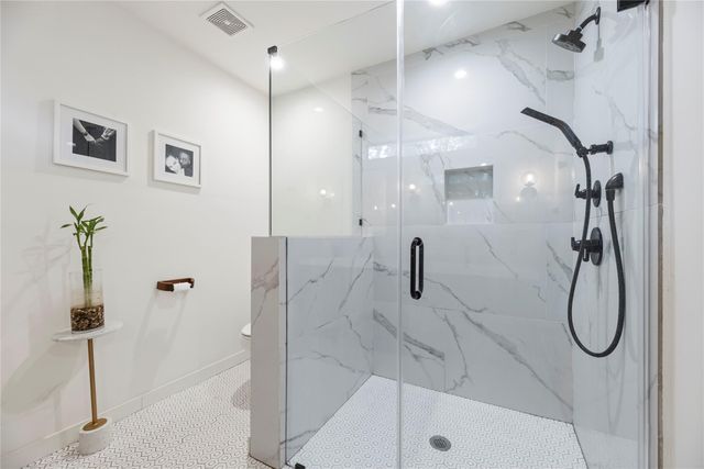 1754 Conrad Sauer Drive, Houston, TX 77043