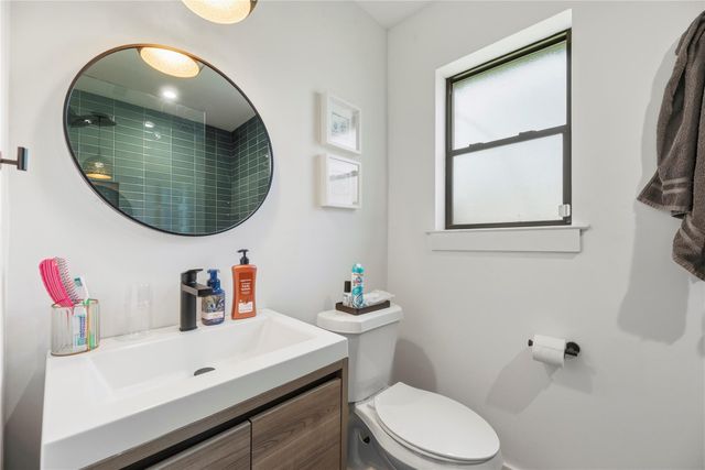 1754 Conrad Sauer Drive, Houston, TX 77043