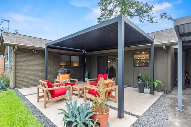 1754 Conrad Sauer Drive, Houston, TX 77043