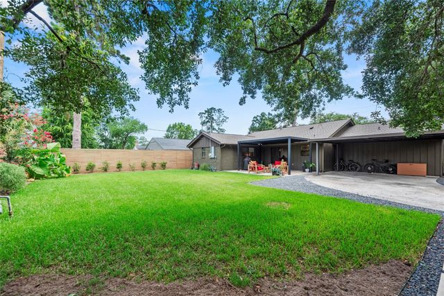 1754 Conrad Sauer Drive, Houston, TX 77043