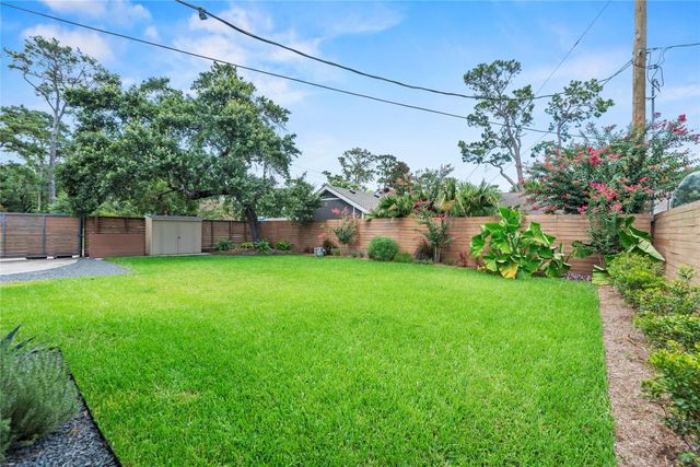 1754 Conrad Sauer Drive, Houston, TX 77043