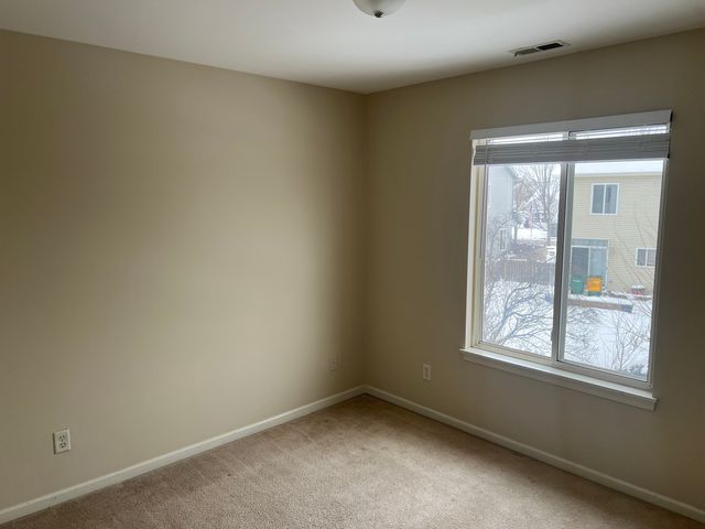 690 Zachary Drive, Romeoville, IL 60446