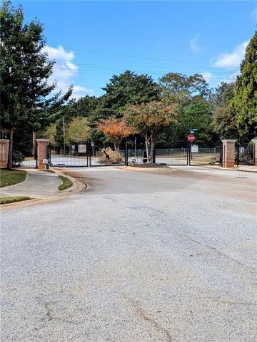 1608 AUSTIN MEADOWS Drive, Decatur, GA 30032