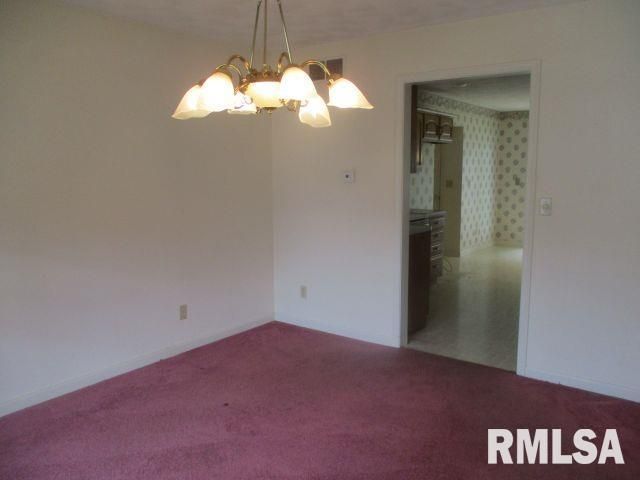 148 CRACKLEWOOD Lane, East Peoria, IL 61611