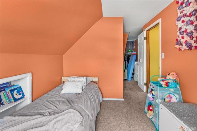 7 Constable Lane, Levittown, NY 11756