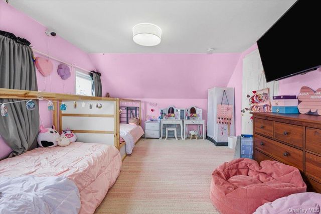 7 Constable Lane, Levittown, NY 11756