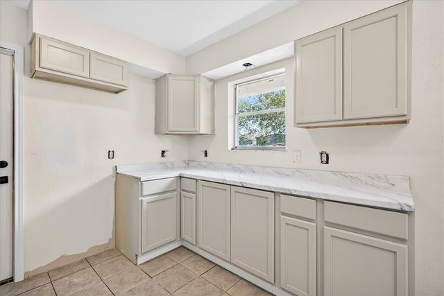 510 Blanco St, Taft, TX 78390