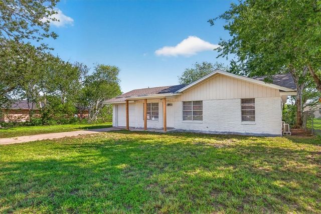 510 Blanco St, Taft, TX 78390