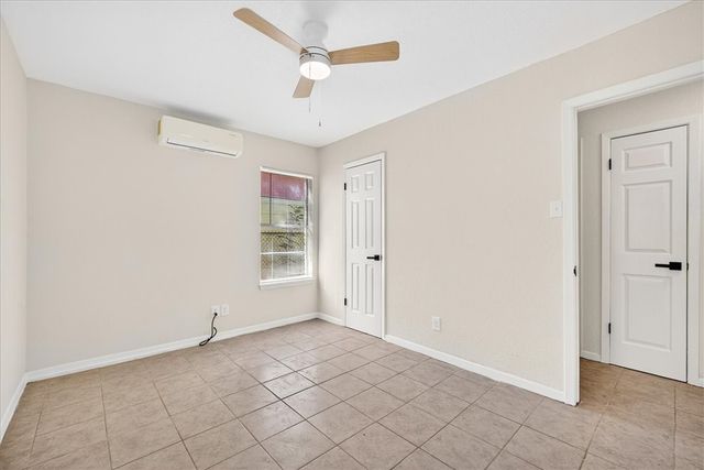 510 Blanco St, Taft, TX 78390
