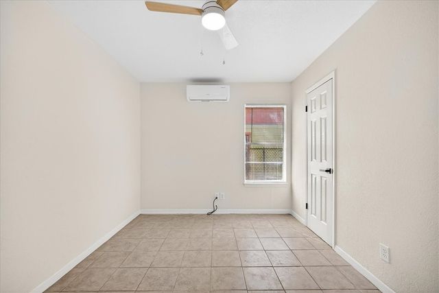510 Blanco St, Taft, TX 78390
