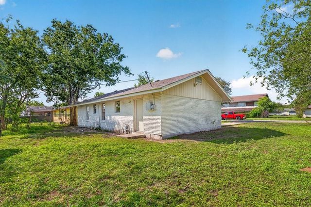 510 Blanco St, Taft, TX 78390