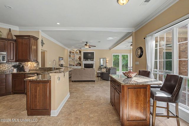 8465 Belmor Lakes Drive, Olive Branch, MS 38654