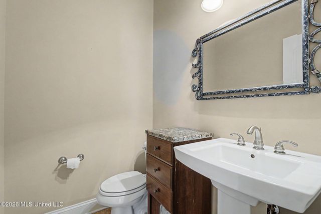 8465 Belmor Lakes Drive, Olive Branch, MS 38654
