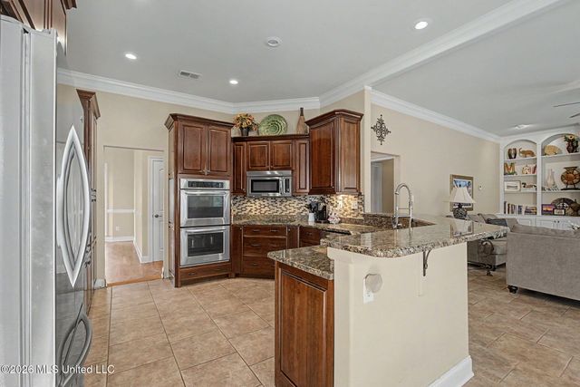 8465 Belmor Lakes Drive, Olive Branch, MS 38654