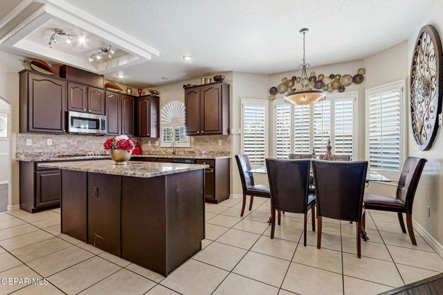 6444 CALLE PLACIDO Drive, El Paso, TX 79912