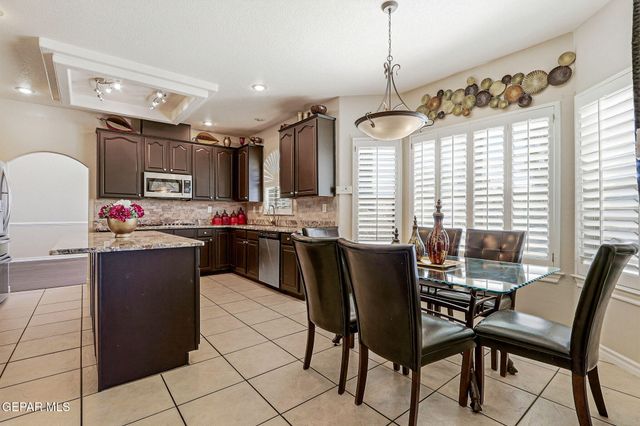 6444 CALLE PLACIDO Drive, El Paso, TX 79912