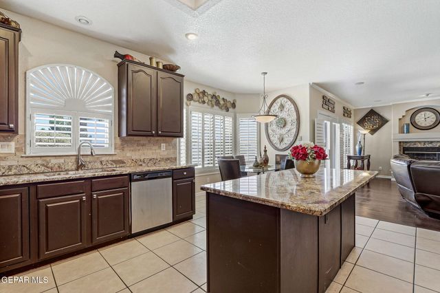 6444 CALLE PLACIDO Drive, El Paso, TX 79912