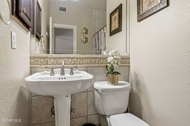 6444 CALLE PLACIDO Drive, El Paso, TX 79912
