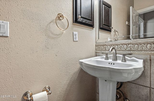 6444 CALLE PLACIDO Drive, El Paso, TX 79912