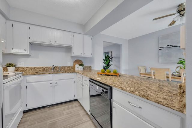 604 CASA PARK A COURT, Winter Springs, FL 32708