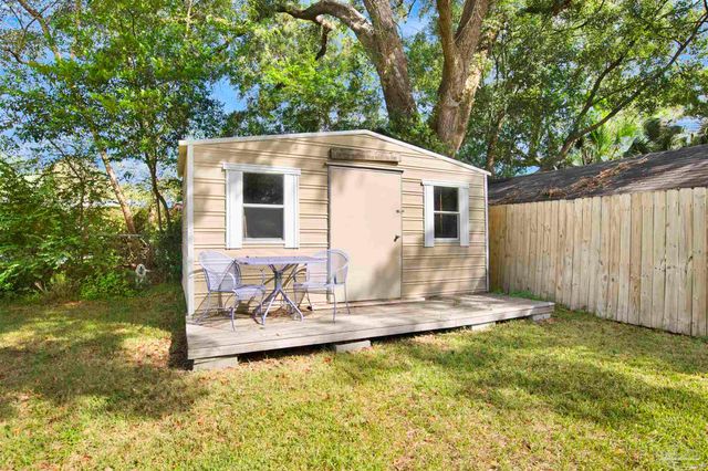 1306 E Hernandez St, Pensacola, FL 32503