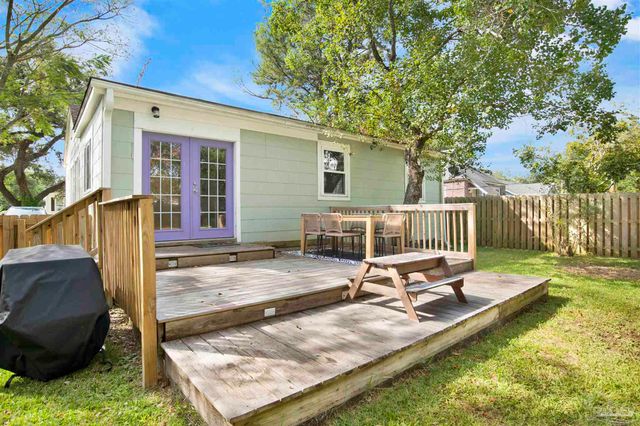 1306 E Hernandez St, Pensacola, FL 32503