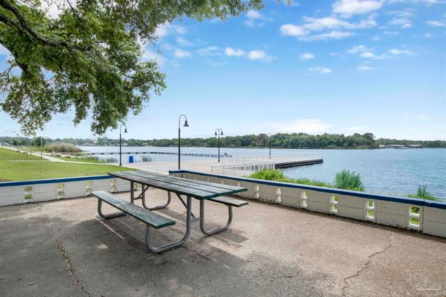 1306 E Hernandez St, Pensacola, FL 32503