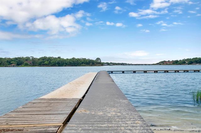 1306 E Hernandez St, Pensacola, FL 32503