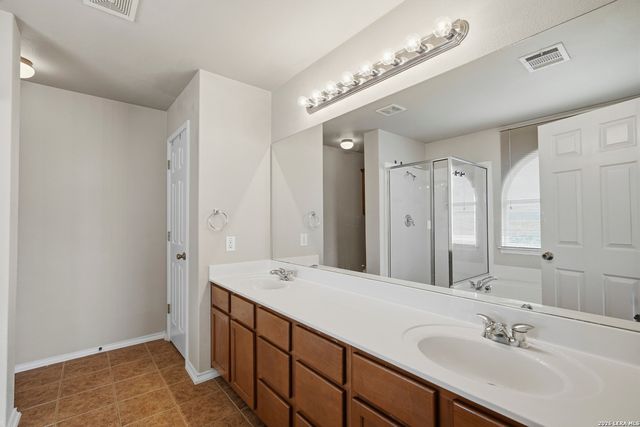 3345 BLUEBIRD RDG, New Braunfels, TX 78130