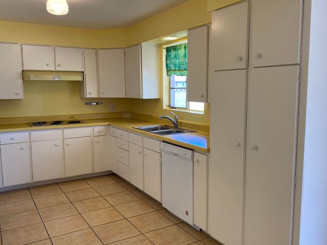 2219 N 73RD Place, Scottsdale, AZ 85257