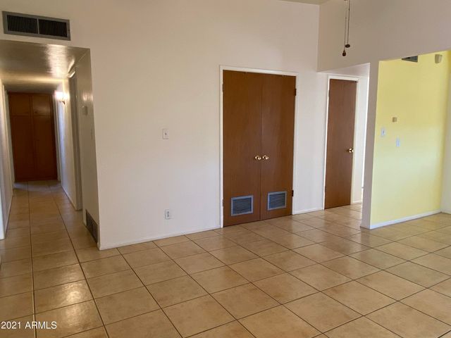 2219 N 73RD Place, Scottsdale, AZ 85257
