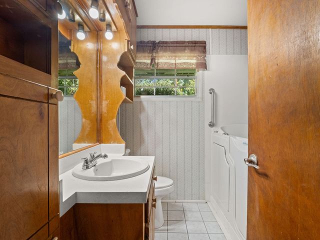 907 Cook Dr, Deridder, LA 70634