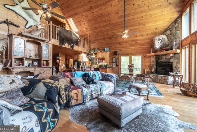 266 Enota Drive, Sautee Nacoochee, GA 30571