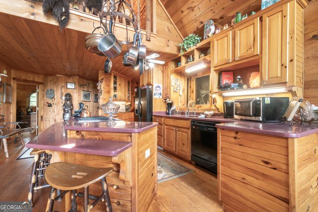 266 Enota Drive, Sautee Nacoochee, GA 30571