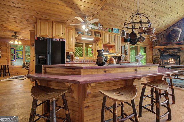 266 Enota Drive, Sautee Nacoochee, GA 30571