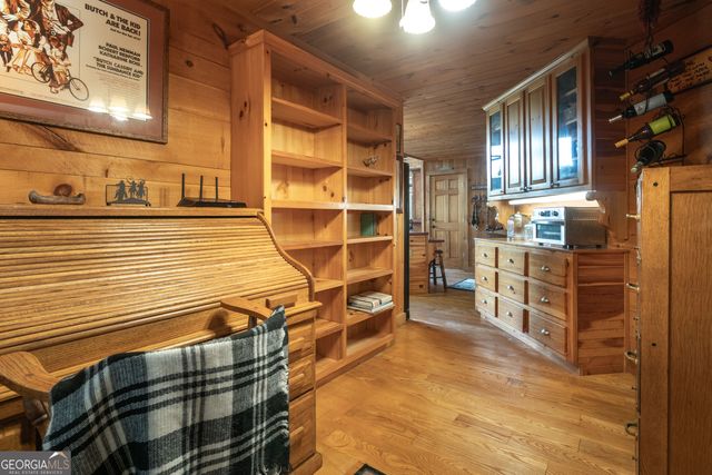 266 Enota Drive, Sautee Nacoochee, GA 30571