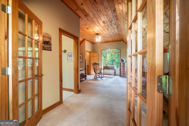 266 Enota Drive, Sautee Nacoochee, GA 30571