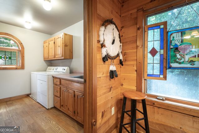 266 Enota Drive, Sautee Nacoochee, GA 30571