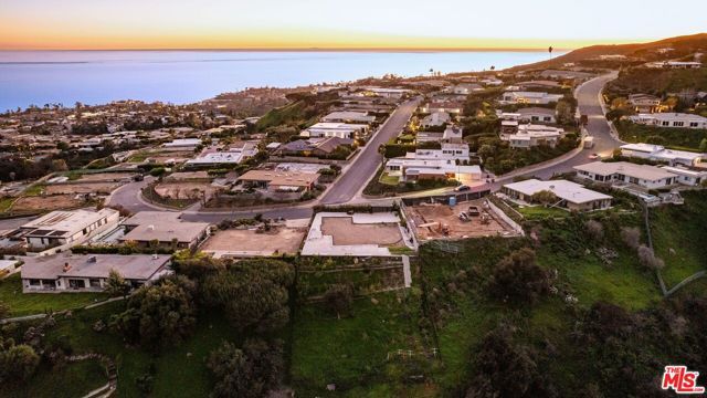 1260 Lachman Lane, Pacific Palisades (los Angeles), CA 90272