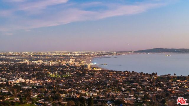 1260 Lachman Lane, Pacific Palisades (los Angeles), CA 90272