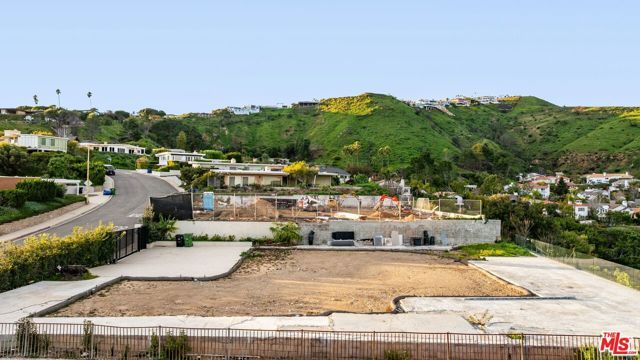 1260 Lachman Lane, Pacific Palisades (los Angeles), CA 90272
