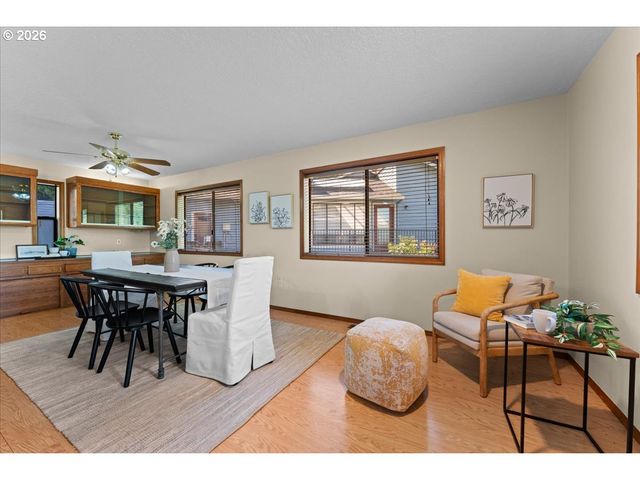 1963 Sw MYERS Pl, Gresham, OR 97080