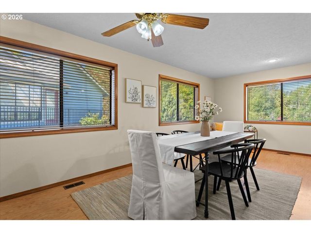 1963 Sw MYERS Pl, Gresham, OR 97080