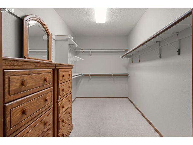 1963 Sw MYERS Pl, Gresham, OR 97080