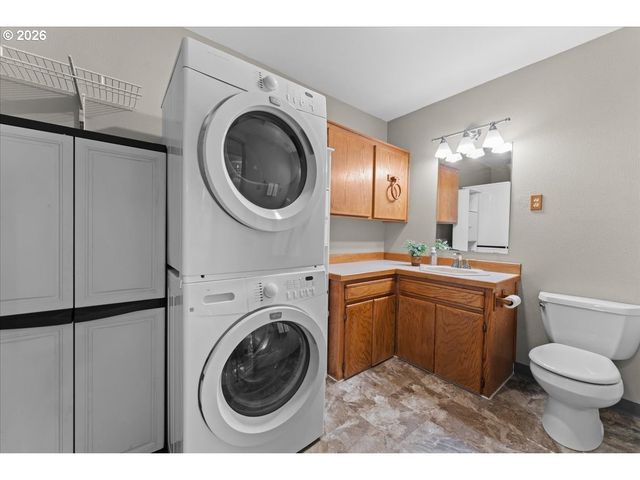 1963 Sw MYERS Pl, Gresham, OR 97080