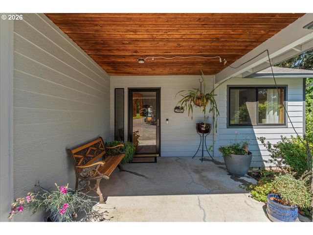 1963 Sw MYERS Pl, Gresham, OR 97080